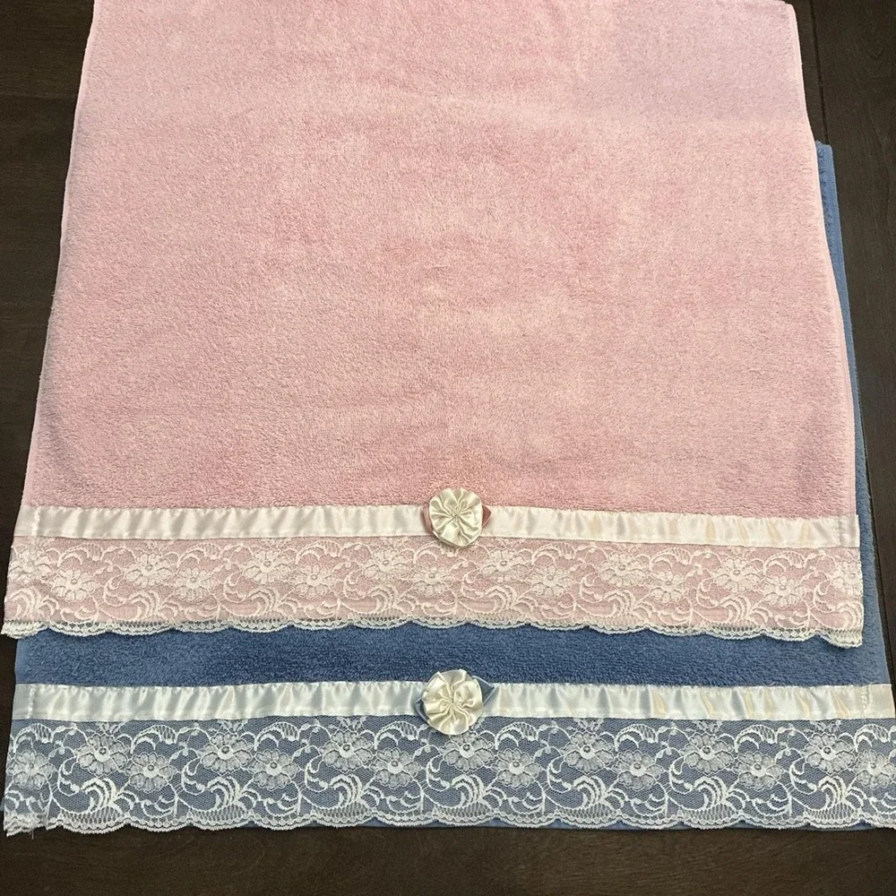 VTG Dundee Blue Pink Lace Bath Towel Set 2pc USA Made 100% Cotton CottageCore